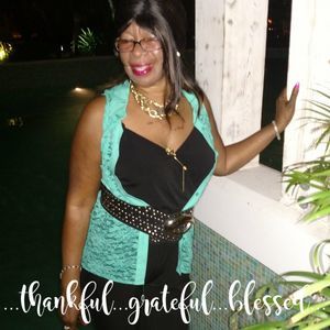 Meet your Posher, Inez